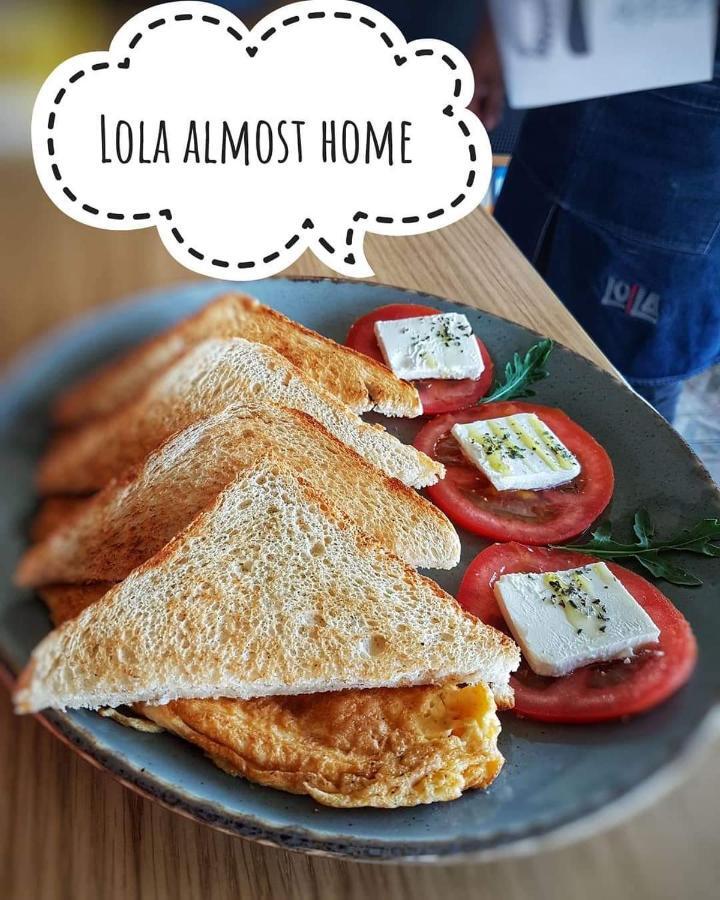 Lola Almost Home 贝尔格莱德 外观 照片